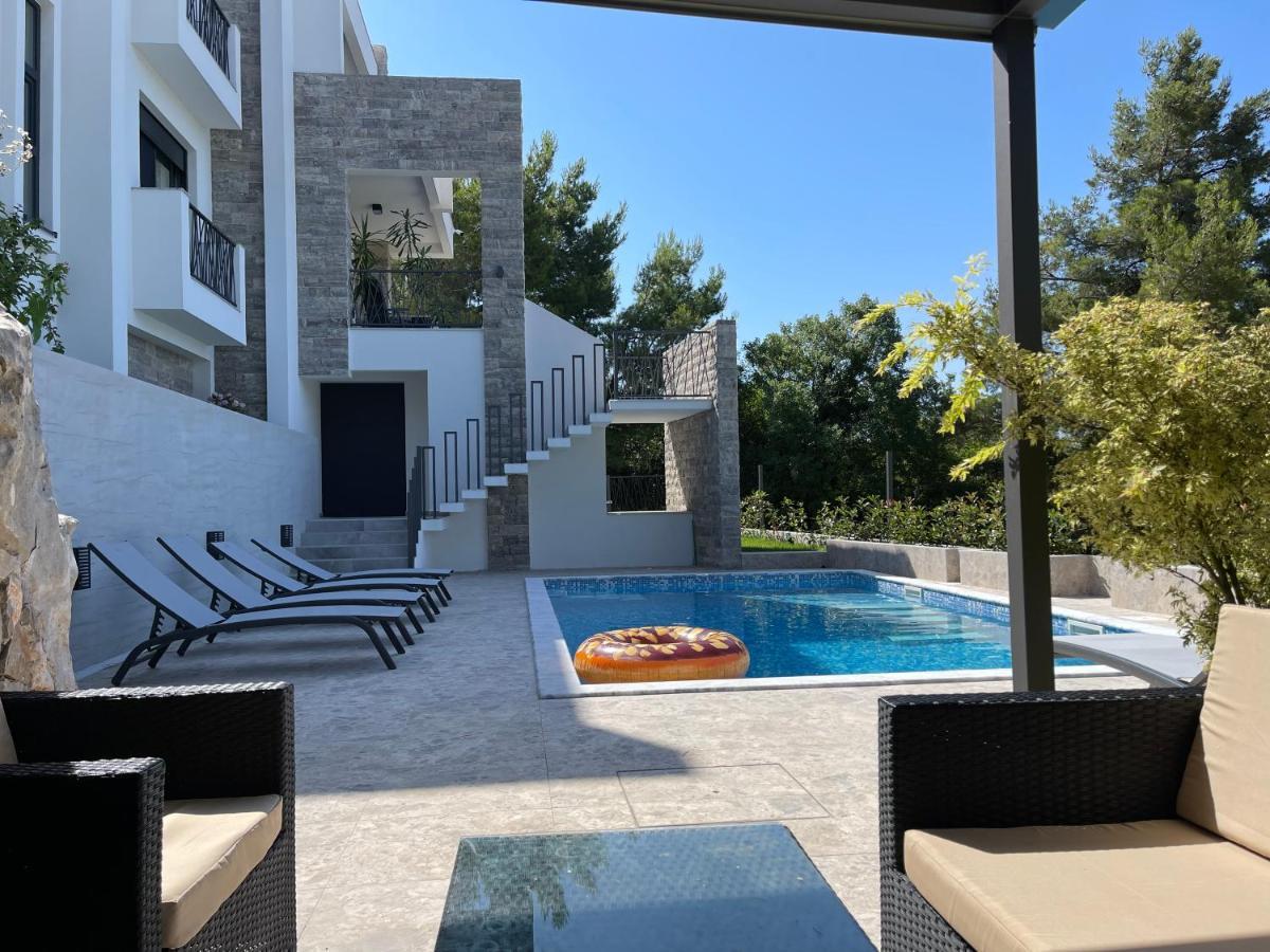 Villa Pine Bar Zewnętrze zdjęcie
