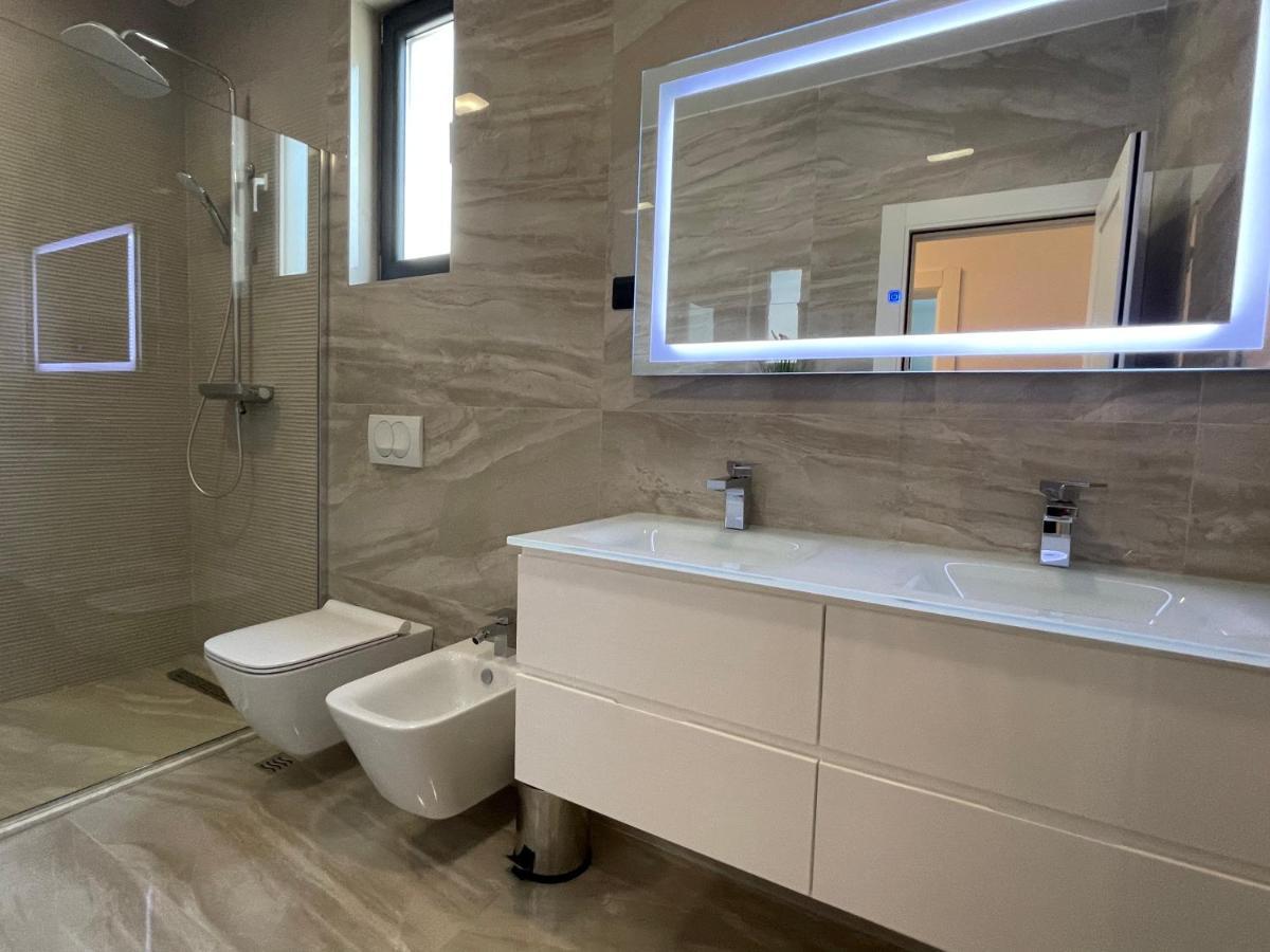 Villa Pine Bar Zewnętrze zdjęcie